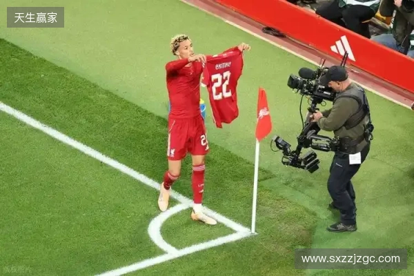 埃基蒂克:期待重回马赛主场踢球,那里有着难以置信的球迷 埃基蒂克:期待重回马赛主场踢球,那里有着难以置信的球迷