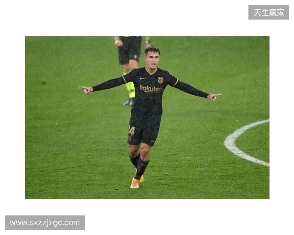 巴萨官方:莱万左眼眶骨折,将缺席对阵马竞的比赛 巴萨官方:莱万左眼眶骨折,将缺席对阵马竞的比赛